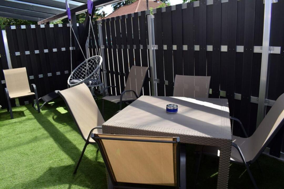 Trendi Apartman Siófok Zimmer foto
